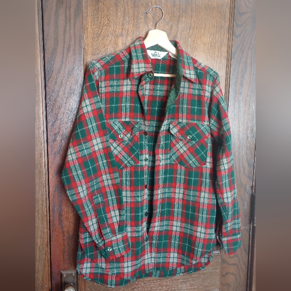 Woolrich Wool Shirt Button Down | Overshirt Plaid Green Red Gray Grey